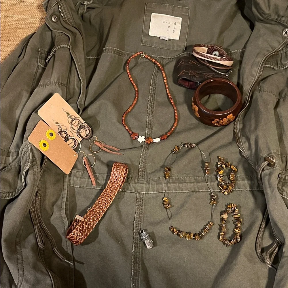 A.N.D. Olive Green Jacket Wood and Leather jewelry bundle 13 items - Picture 3 of 3